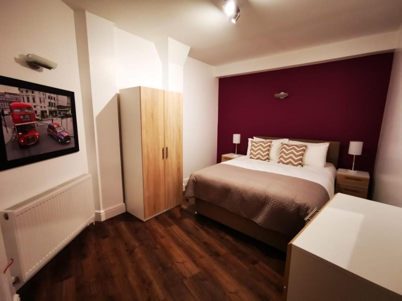 Capital Host- Apartments Euston Londra Esterno foto