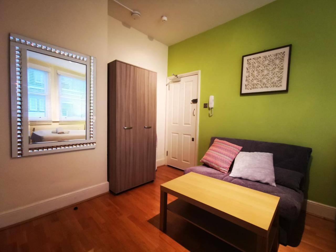 Capital Host- Apartments Euston Londra Esterno foto