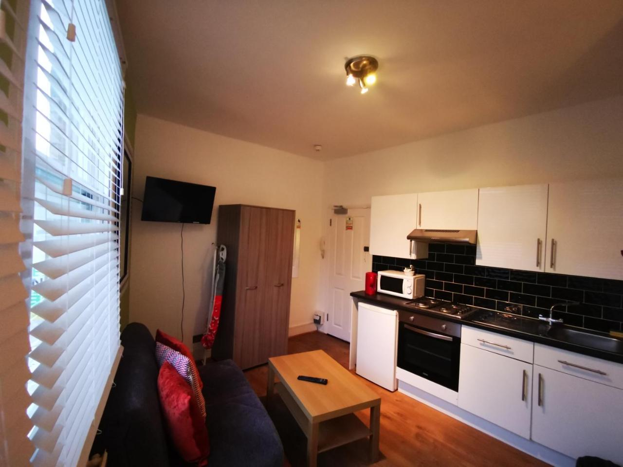 Capital Host- Apartments Euston Londra Esterno foto